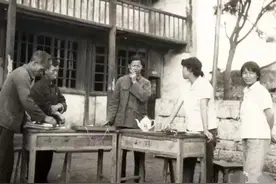 周杰伦竟是红三代？图片
