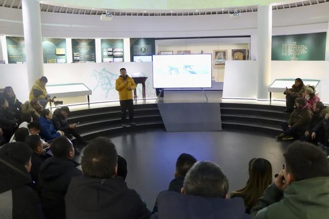 锡林浩特市:聘任“星力量·新锡林”文旅星推官 赋能文旅高质量发展