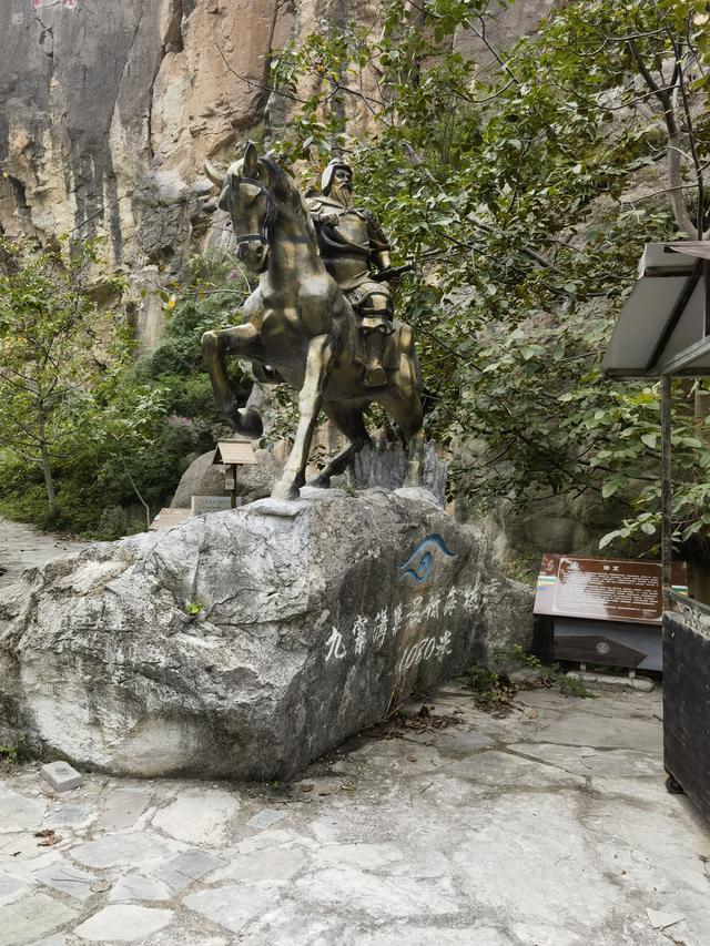 穿隧跨桥寻古，陇南川北历新——平绵高速国庆行