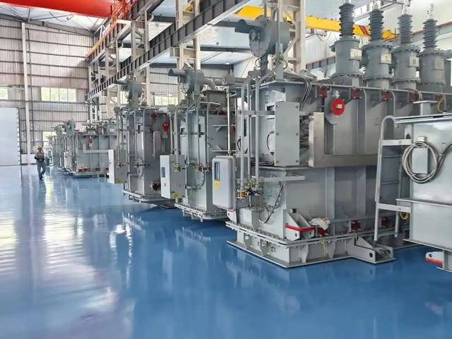 马斯克一语成真，全球抢购的不是芯片	，而是中国20万一台变压器