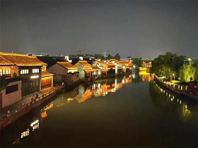 夜游嘉兴月河