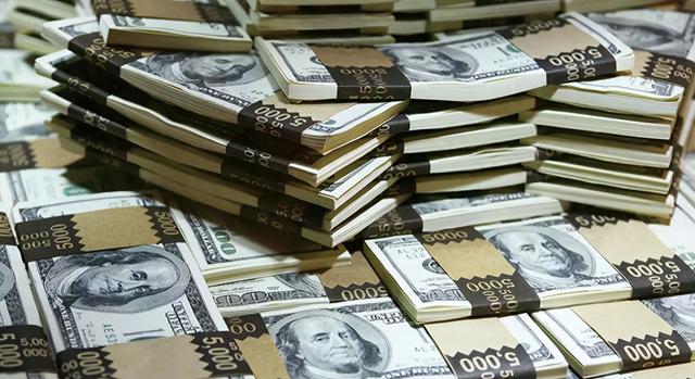 加拿大反水，狂抛567亿美债，白宫梦碎，中国持仓一夜回到17年前