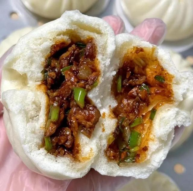 做肉包子怎么做？教你详细配方，包子松软，肉馅入味