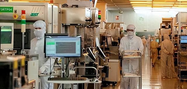 要收拾英国了？英国干了一件比荷兰更坏的事：盯上了中国芯片工厂