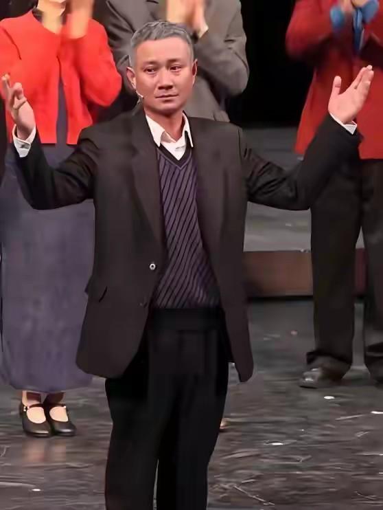 官媒发文，高调官宣49岁马伊琍喜讯，全网恭喜，终于等到这一天