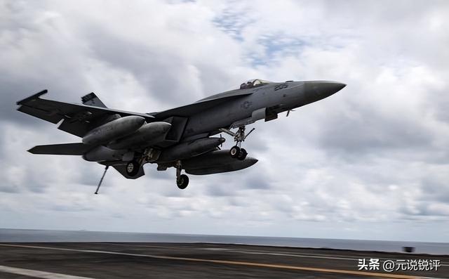 难怪美航母全部逃离南海！3架坠海飞机捞不回，不能让中国看笑话