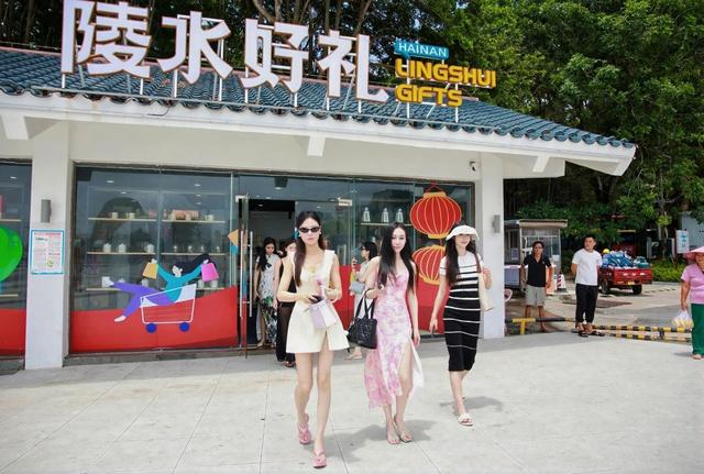 8月29日，亚洲小姐总决赛和陵水有约！佳丽同款打卡点→