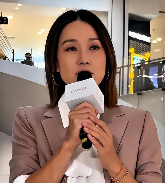 文章也没想到，马年刚开始，“听劝”的马伊琍就掀起了一波新高潮