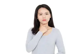 “全国咽喉炎”上热搜，背后原因不止是新冠！教您几招来治咽喉炎图片