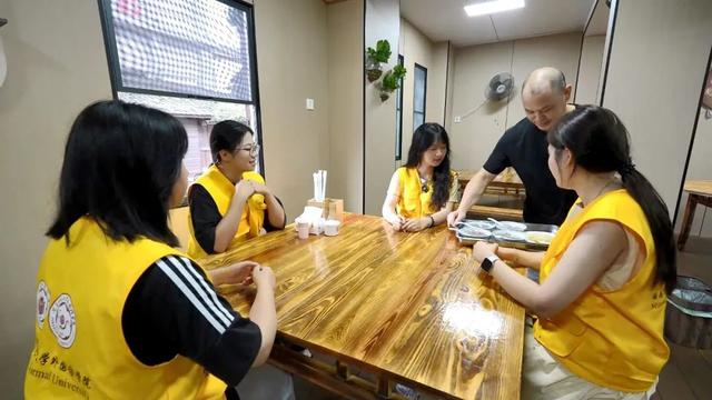 长汀暑期放大招 在校大学生“0元”玩转汀州古城