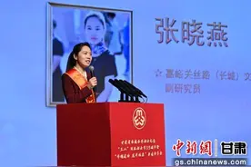 “全国三八红旗手”张晓燕：20余载的坚守只为戈壁花开图片