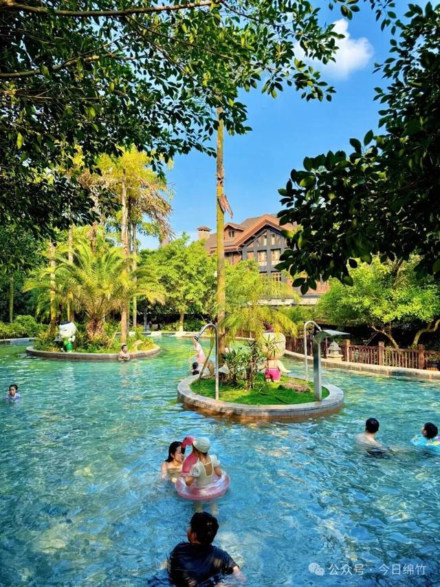 5折！5折！5折！绵竹麓棠温泉周年福利杀疯啦！赶紧冲！