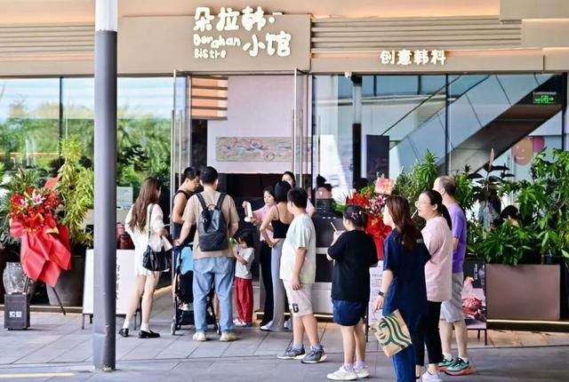 太火爆！金湾，一眼望去全是人！！
