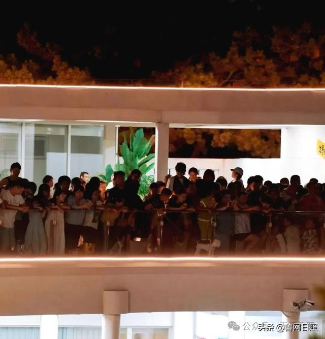 全网热搜第一！秋天的第一枚！在日照这里