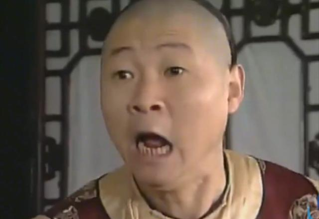 千古妙联，乾隆出上联：鼠无大小皆称老，太监对出下联免除了死罪