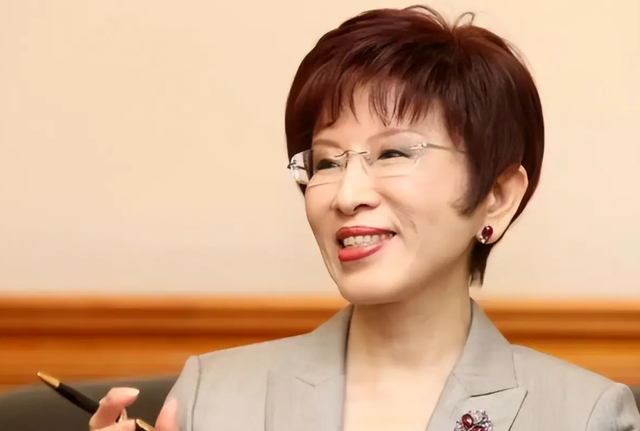 台湾出席93阅兵名单出炉，洪秀柱已抵北京，国民党、民进党表态了