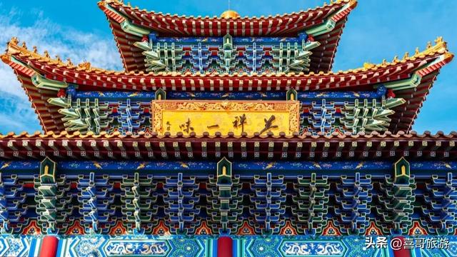 黄瓦灰墙间，寻百年佛光——白城华严寺游记