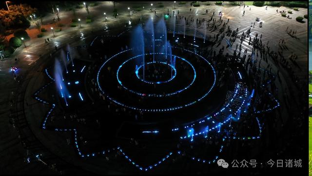 定了！潍河公园音乐喷泉假期开放→