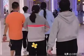 抵达澳门后，国乒美食小分队成立：莎莎带四人，樊振东外出探店图片
