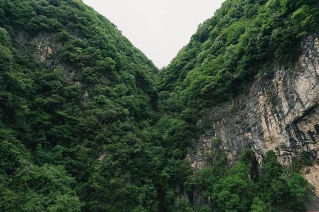 赶走秋老虎！汉中新添两处“清凉外挂”，22℃瀑布、峡谷……玩不够！