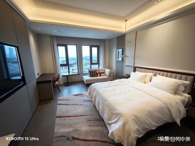 五星湖景酒店嵌入公园街区，正在开创开封商业新未来