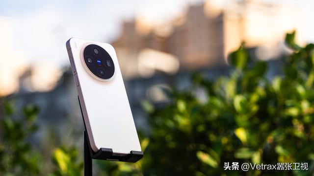 超全万字文！告诉你为什么 X300 系列是最强旗舰影像机