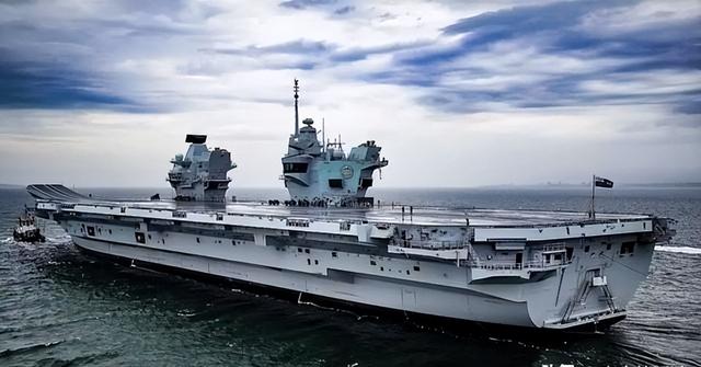 又让张召忠说中了？东拼西凑550亿建的2艘航母，如今彻底成为累赘