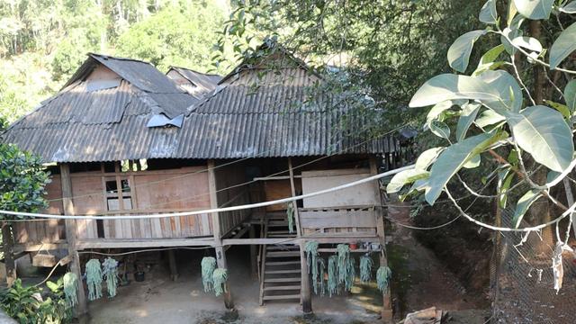 云南边境神秘村落，住在国际河畔，哈尼族阿克老寨