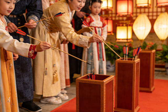 玩游园、赏光影、看晚会！乐城这场元宵嘉年华邀你共赴团圆之约→