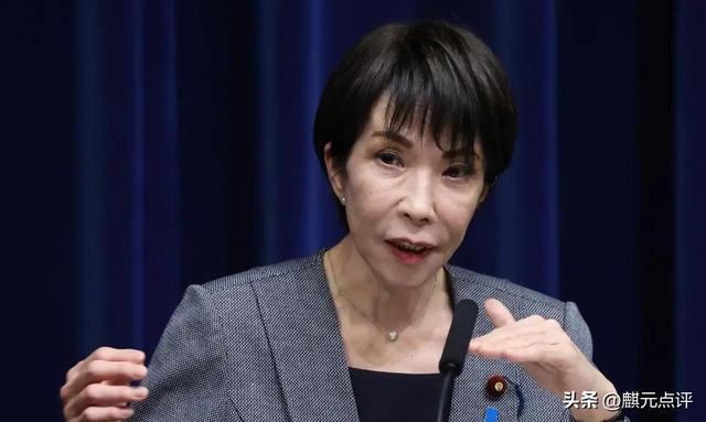 高市还没登上访美飞机，美日突然联手派兵，决不许中国改变现状？