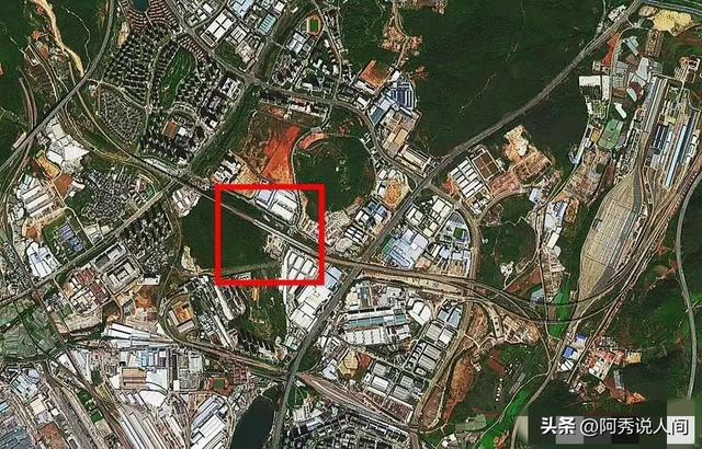 昆明11死事故原因疑似曝光：换轨人员提前上道	，谁在漠视生命？