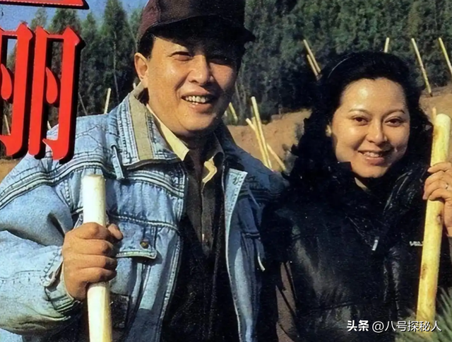唐国强的“糟心事”：两个儿子都是残疾，难怪他73岁也不敢退休！