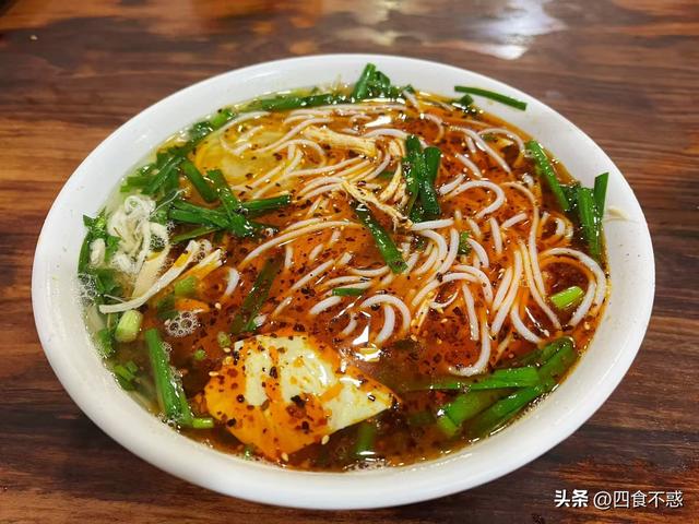 彩云之南的“拍照圣地”西双版纳，美食都是五彩的！