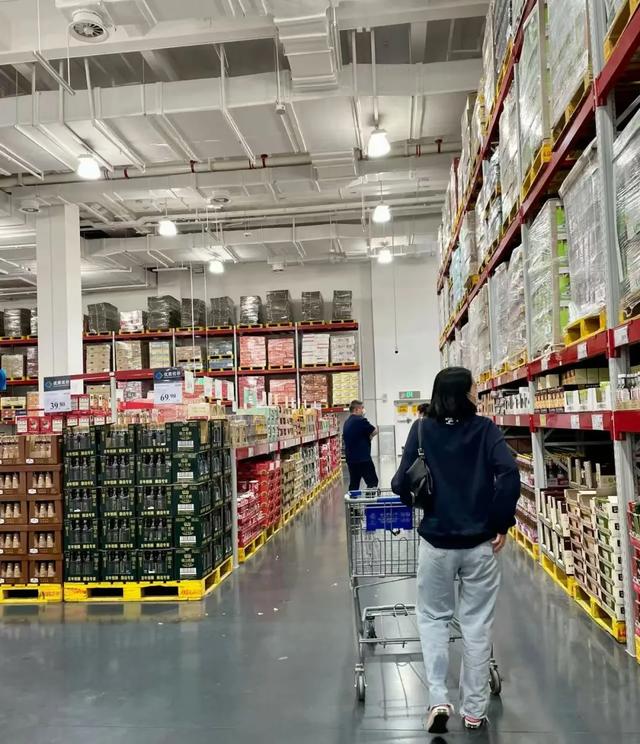 大家都在骂山姆，可受伤的是好丽友们啊