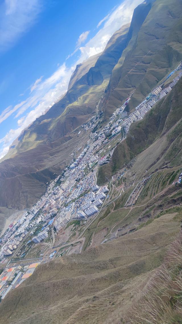 爬拉萨南山公园