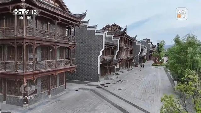 央视曝光！耗资24亿，亏损超10亿，商铺全闭店，只有停车场在赚钱