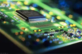 天雷滚滚！10个芯片龙头股集体暴雷，7个直接亏损，主要原因有3点图片