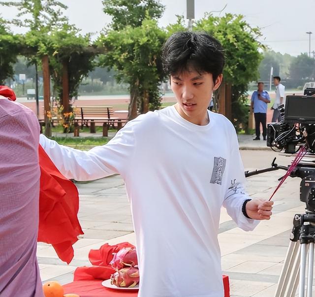 陈婷也没想到，她的“七旬老汉”再破天花板	，让整个导演圈沉默了