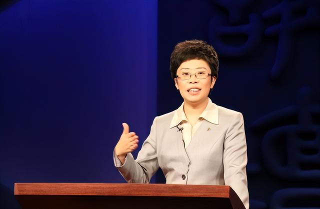 北大才女蒙曼50岁仍未婚，被问最想嫁给谁，她的回答却出人意料
