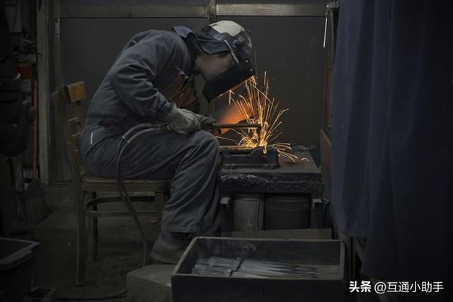 解锁相机隐藏玩法：用"成像风格"功能让照片效果翻倍！