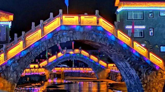 西藏不只有雪山！这片隐秘的江南，是冬季的天然氧吧和避寒仙境。