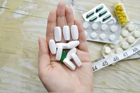 55岁男子同吃2种降压药，险些丧命！长期吃降压药，做到3点更安全图片
