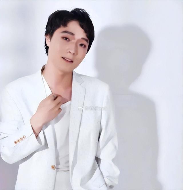 知名演员张艺洋已枪毙！中国娱乐圈首例，倪大红、李雪健被牵连