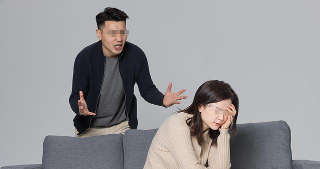 “老公，我们全家决定，让我侄子住咱家	”丈夫：我决定	，年后离婚