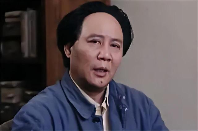 1983年杨尚昆见到古月后，气愤不已：毛主席可不是你这个样子的！