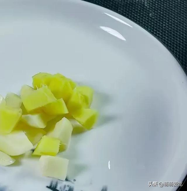 夏天使劲吃，一护肝、二通便、三降压，别错过