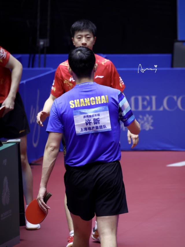 张雷说了一句话，全场憋笑，怪不得楚钦给他说话不超过六个字