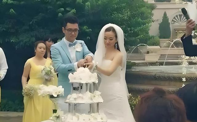 被马蓉横刀夺爱6年后，宋喆前妻杨慧，已成为他们高攀不起的人