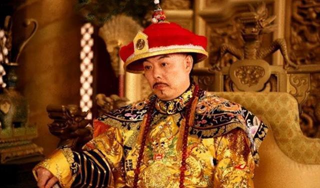 野史：乾隆说上联：鼠无大小皆称老，纪晓岚对出下联	，堪称经典