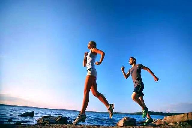 经常运动“被推翻”？医生建议：最好保持4个锻炼习惯